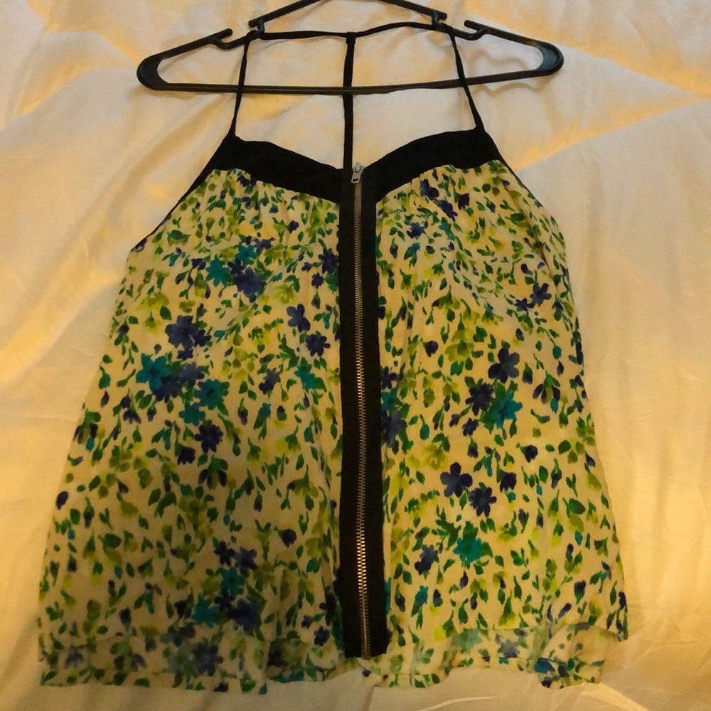 OPEN BACK FLOWY BOHO TANK VOXX NEW YORK